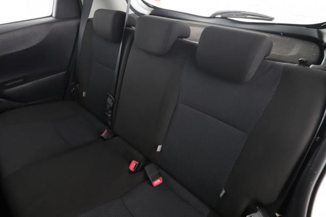 Toyota Yaris image 8