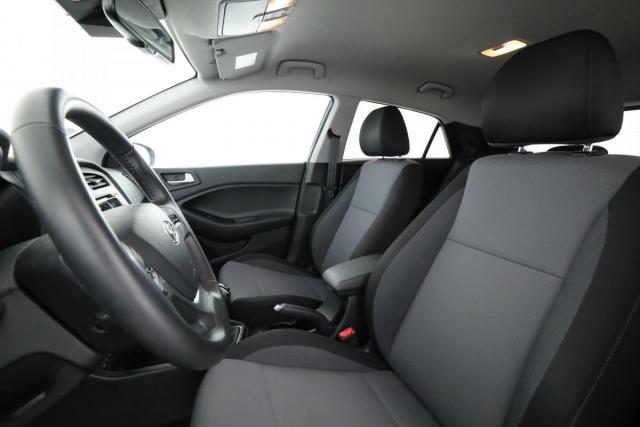 Hyundai I20 image 6