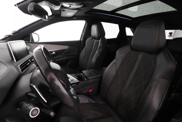 Peugeot 3008 image 2