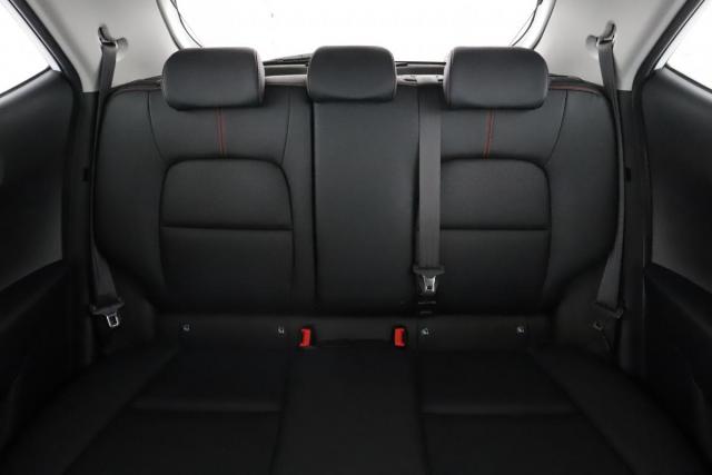 Kia Picanto image 9