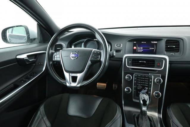 Volvo V60 image 8