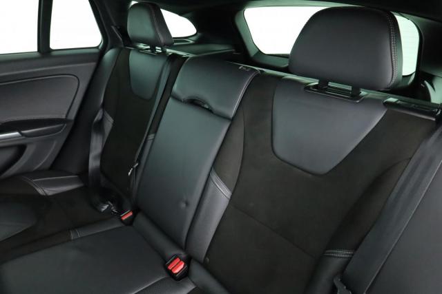 Volvo V60 image 7