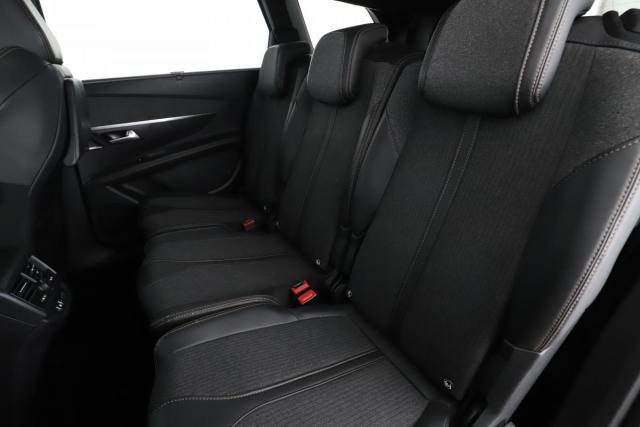 Peugeot 5008 image 4
