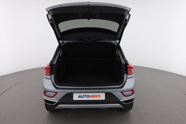Volkswagen T-Roc image 7