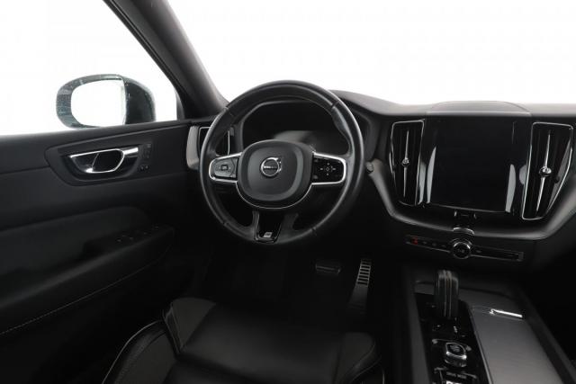 Volvo Xc60 image 2