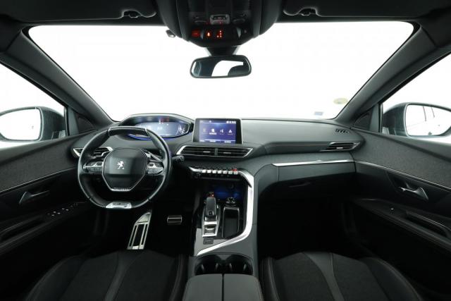 Peugeot 3008 image 2