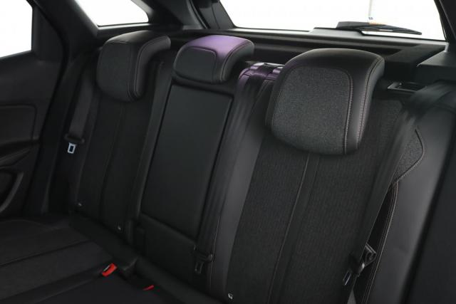Peugeot 3008 image 9