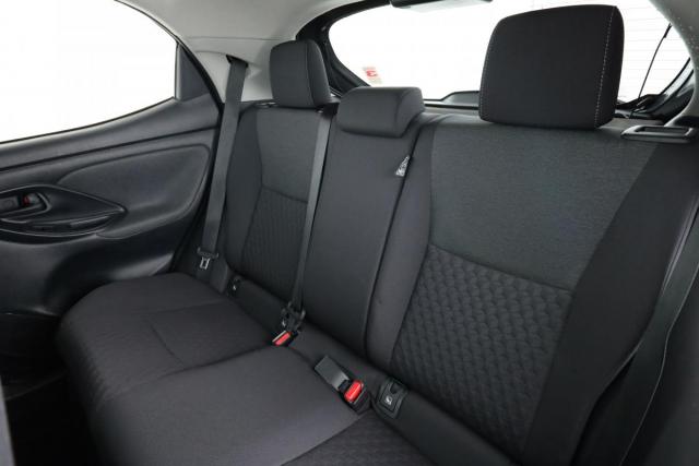Toyota Yaris image 8