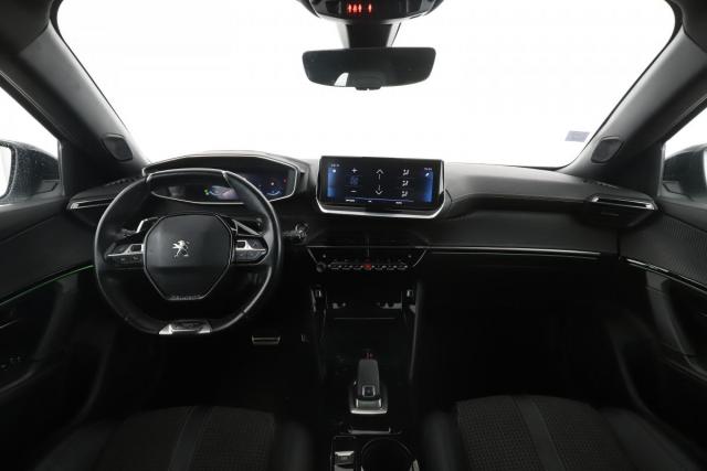 Peugeot 2008 image 3