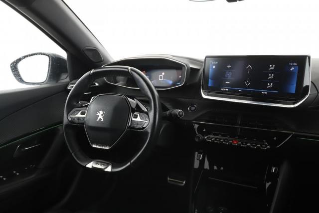 Peugeot 2008 image 8