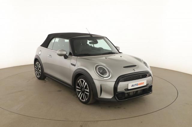 Mini Cabrio image 9