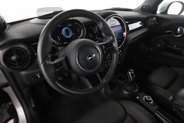 Mini Cabrio image 3