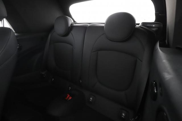 Mini Cabrio image 5