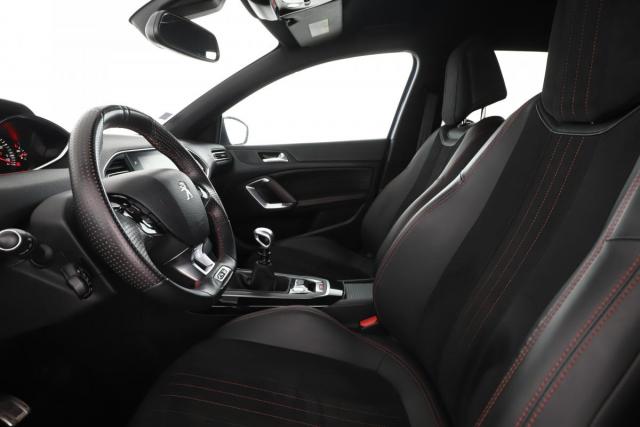 Peugeot 308 image 6