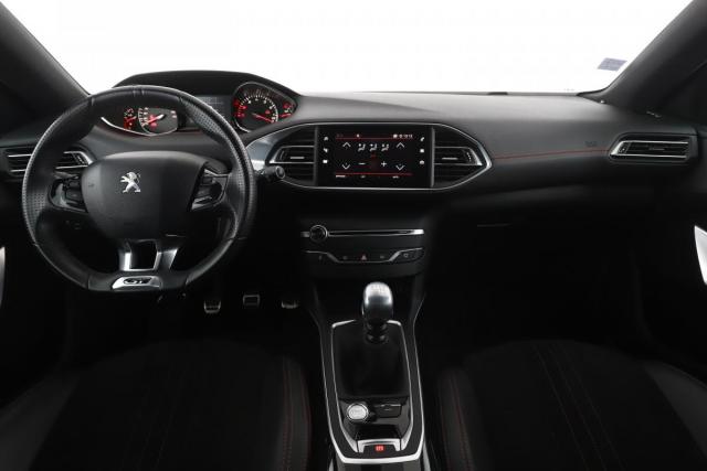 Peugeot 308 image 1