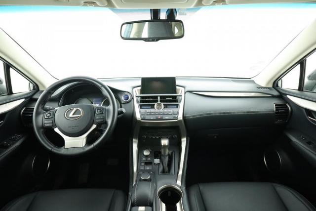 Lexus Nx image 3