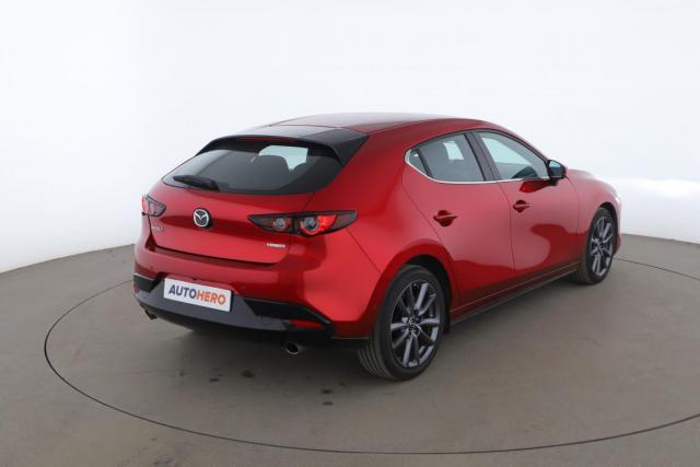 Mazda 3 image 9