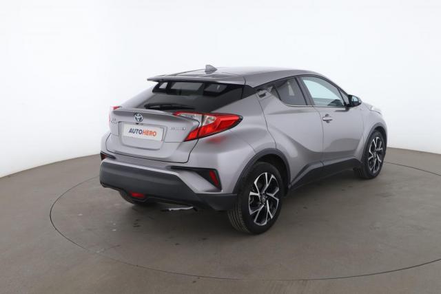 Toyota C-Hr image 7