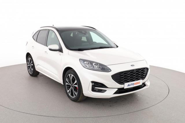Ford Kuga image 7