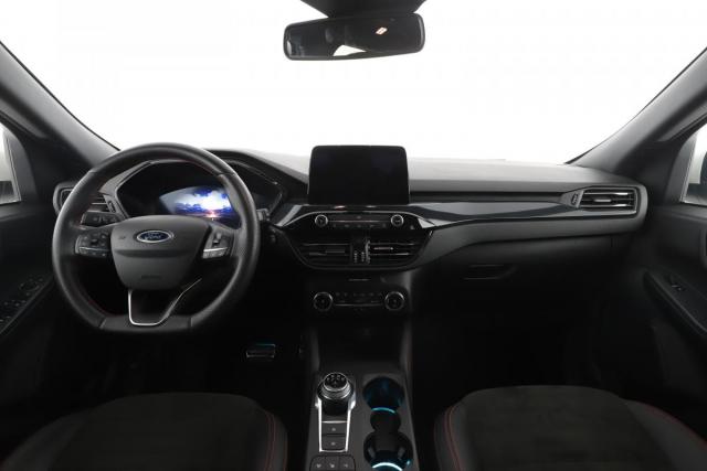 Ford Kuga image 4