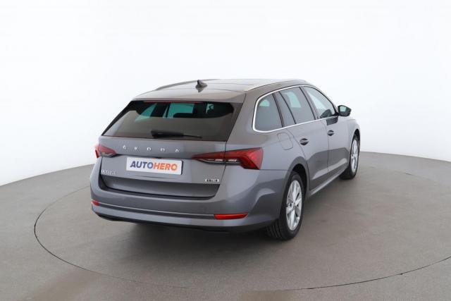 Skoda Octavia image 9