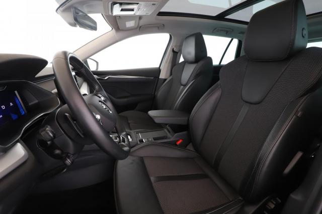 Skoda Octavia image 2