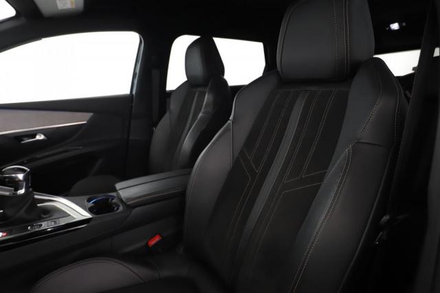 Peugeot 5008 image 7