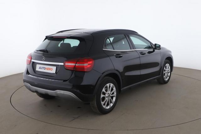 Mercedes Benz Gla image 7