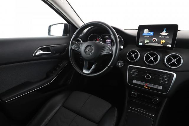 Mercedes Benz Gla image 4