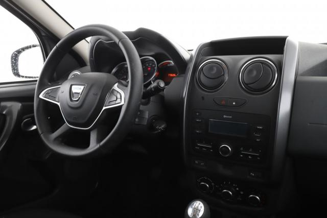 Dacia Duster image 6