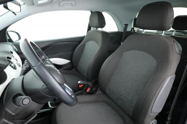 Opel Adam image 1