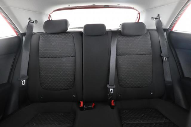 Kia Rio image 4