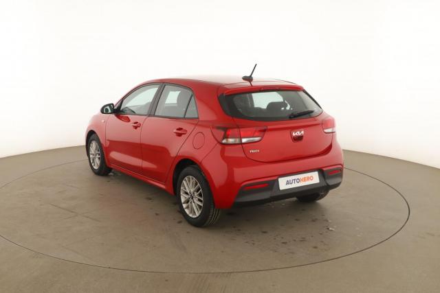 Kia Rio image 9