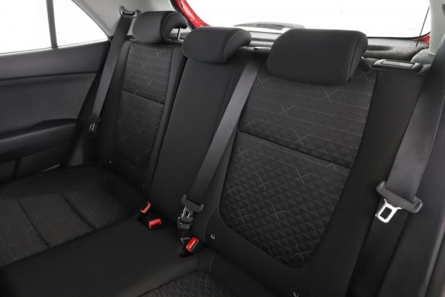Kia Rio image 2
