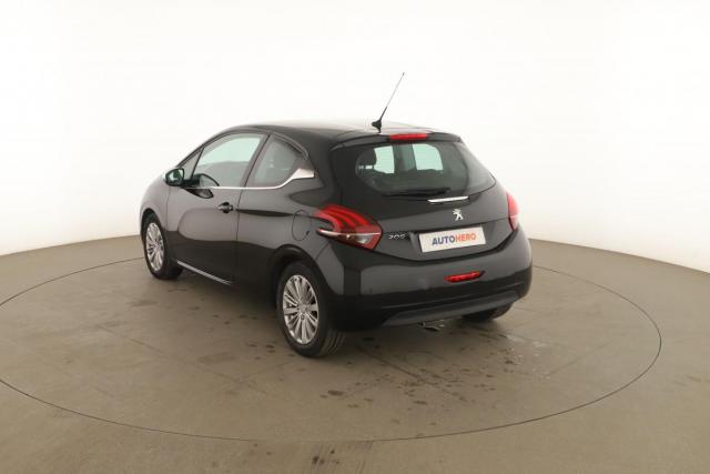 Peugeot 208 image 6