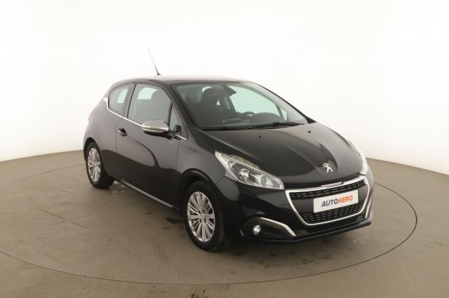 Peugeot 208 image 2