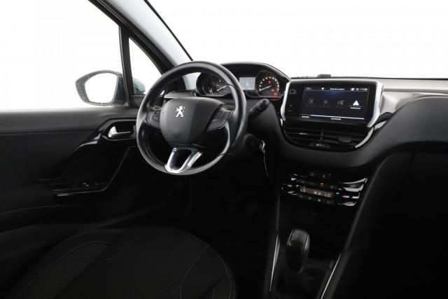 Peugeot 208 image 5