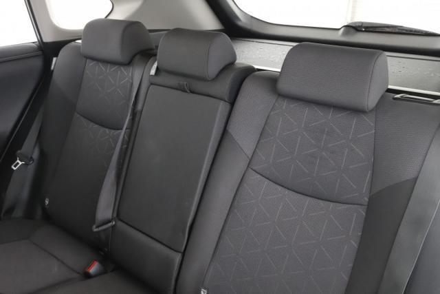Toyota Rav4 image 4