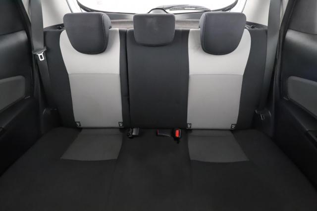 Toyota Yaris image 4