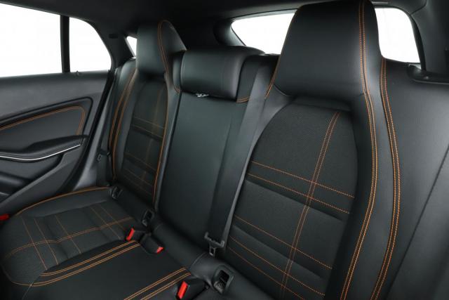 Mercedes Benz Cla Shooting Brake image 4