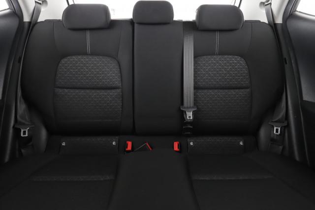 Kia Picanto image 9
