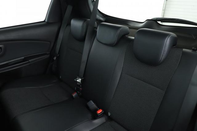 Toyota Yaris image 6