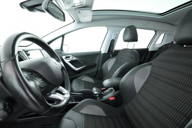 Peugeot 2008 image 5