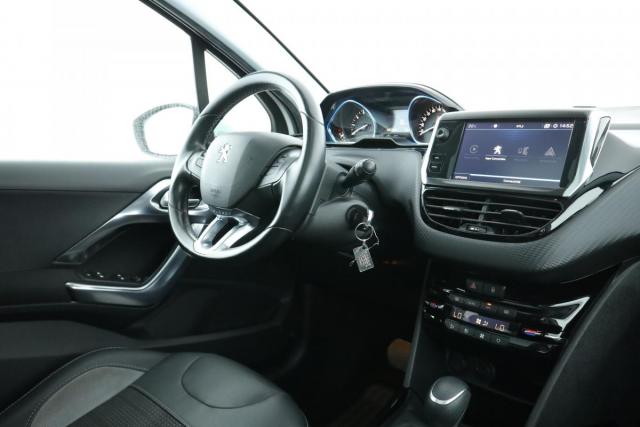 Peugeot 2008 image 7