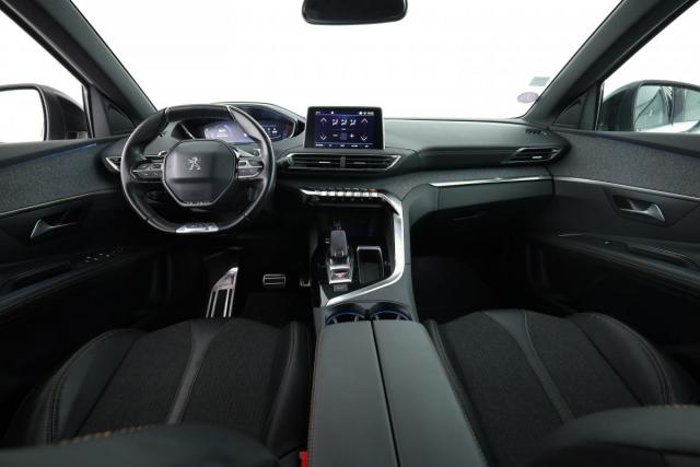 Peugeot 3008 image 8