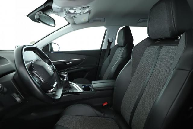 Peugeot 3008 image 3