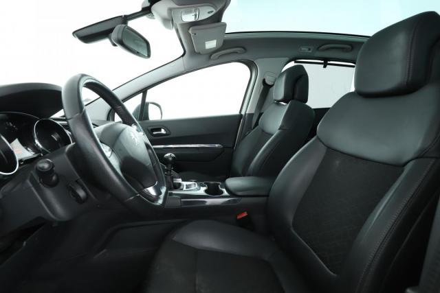 Peugeot 3008 image 4