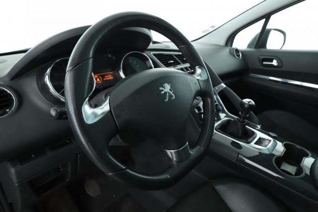 Peugeot 3008 image 9