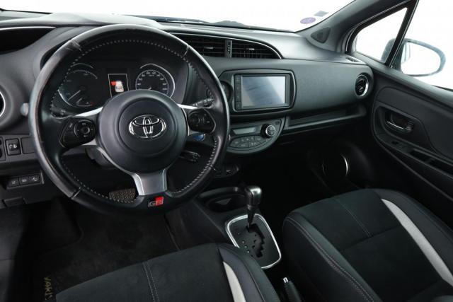 Toyota Yaris image 9