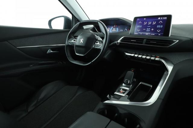 Peugeot 5008 image 2